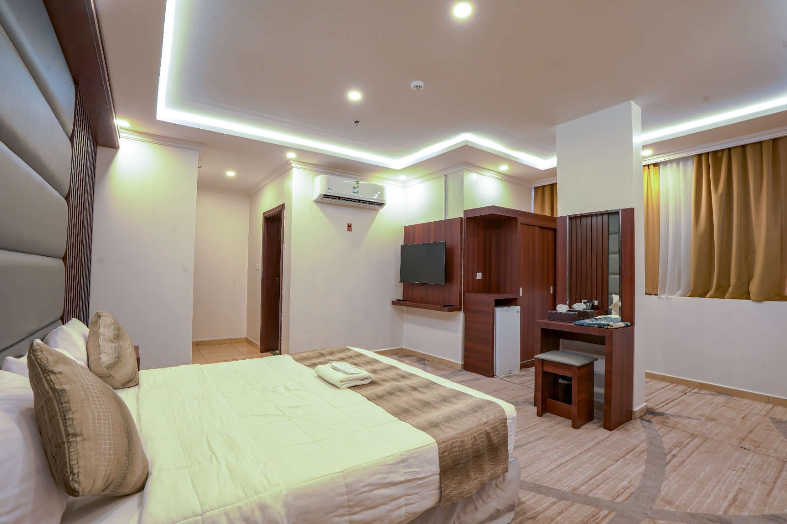 0f84e5d7-03d2-4701-b35f-60de1fda67d8